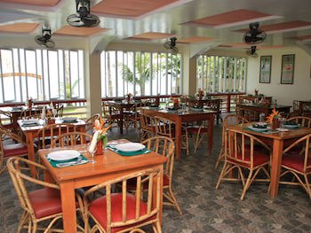 Badladz Beach And Dive Resort