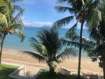 Badladz Beach And Dive Resort