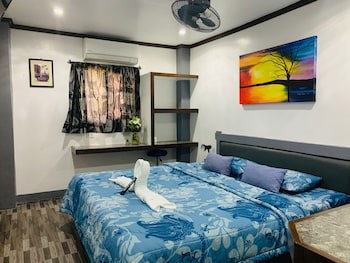Badladz Beach And Dive Resort