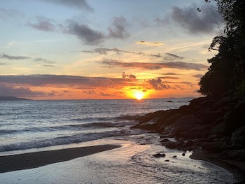 Badladz Beach And Dive Resort
