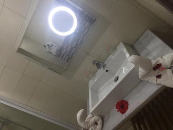 Rym El Djamil Hotel