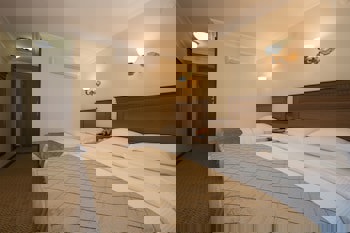 Grand Unal Hotel (Adults Only)