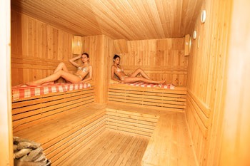 Grand Unal Hotel (Adults Only)