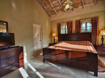 Tropical Lagoon Resort