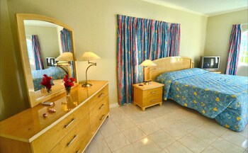 Tropical Lagoon Resort