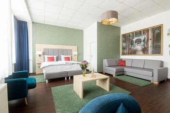 Pallas Hotel galeri fotoğrafı