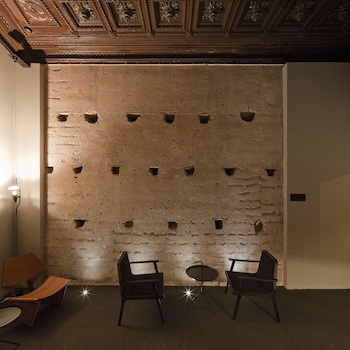 Caro Hotel