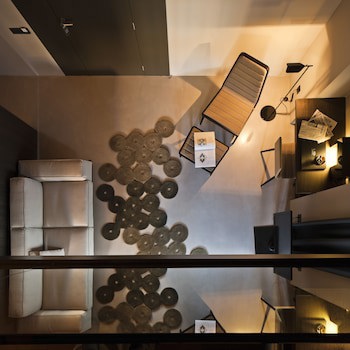 Caro Hotel