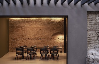 Caro Hotel