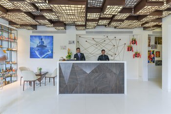 Dragonfly Hotel - The Art Hotel