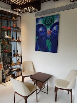 Dragonfly Hotel - The Art Hotel