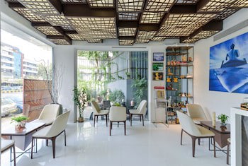 Dragonfly Hotel - The Art Hotel