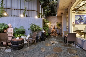 Dragonfly Hotel - The Art Hotel