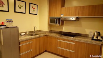 Azalea Hotels & Residences Baguio