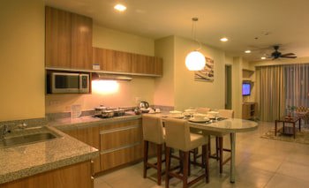 Azalea Hotels & Residences Baguio