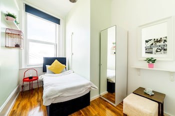 Book A Bed Hostel (Adults Only)