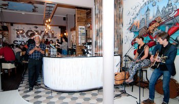 Book A Bed Hostel (Adults Only)