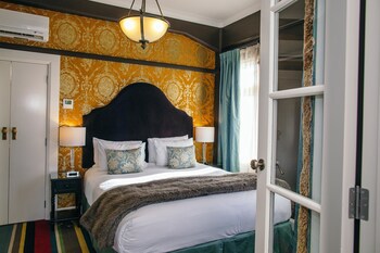 Art Deco Masonic Hotel