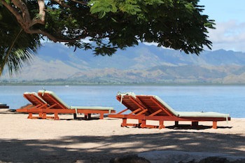 Volivoli Beach