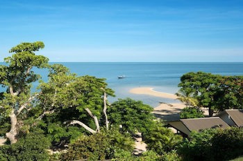 Volivoli Beach