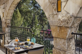 Bayit Bagalil Boutique By Herbert Samuel