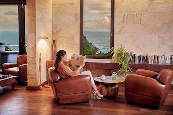 Palm Hotel And Spa