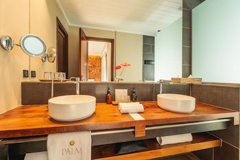Palm Hotel And Spa