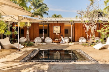 Palm Hotel And Spa