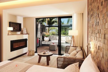 Palm Hotel And Spa