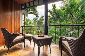 Palm Hotel And Spa