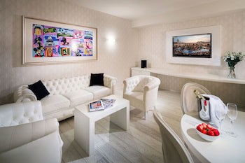 Base Hotel galeri fotoğrafı