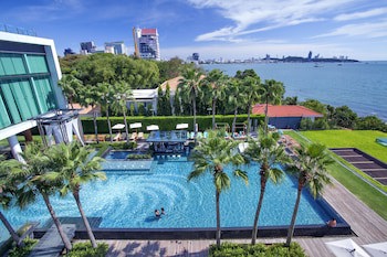 Cape Dara Resort