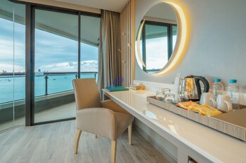 Cape Dara Resort