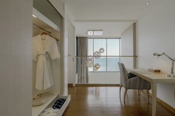 Cape Dara Resort