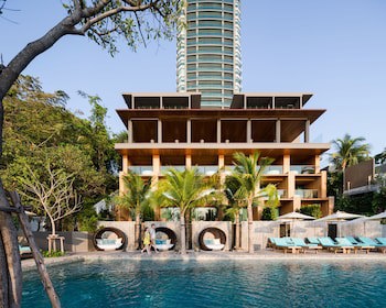 Cape Dara Resort