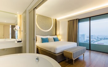 Cape Dara Resort