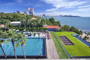 Cape Dara Resort