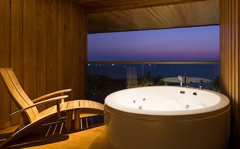 Cape Dara Resort