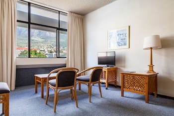 Gardens Centre Holiday Apartments