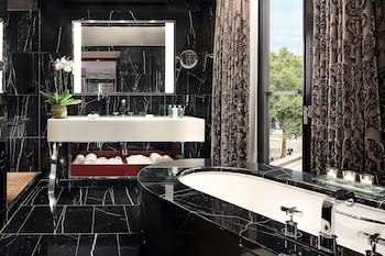 Bulgari Hotel London