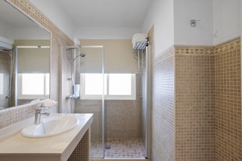 Wyndham Residences Golf Del Sur