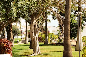 Wyndham Residences Golf Del Sur