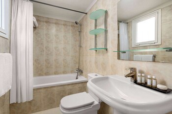 Wyndham Residences Golf Del Sur