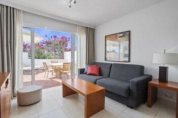Wyndham Residences Golf Del Sur