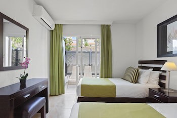 Wyndham Residences Golf Del Sur