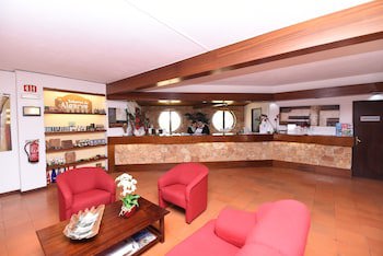 Praia Da Lota Resort - Hotel