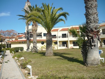 Praia Da Lota Resort - Hotel