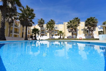 Praia Da Lota Resort - Apartments