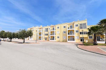 Praia Da Lota Resort - Apartments