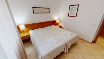 Praia Da Lota Resort - Apartments